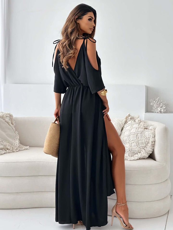 Perla – Elegantes Kleid mit V-Ausschnitt und Seitenschlitz