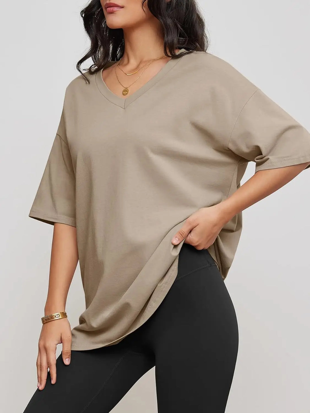 HESYL | ÜBERGROSSES T-SHIRT MET V-HALS