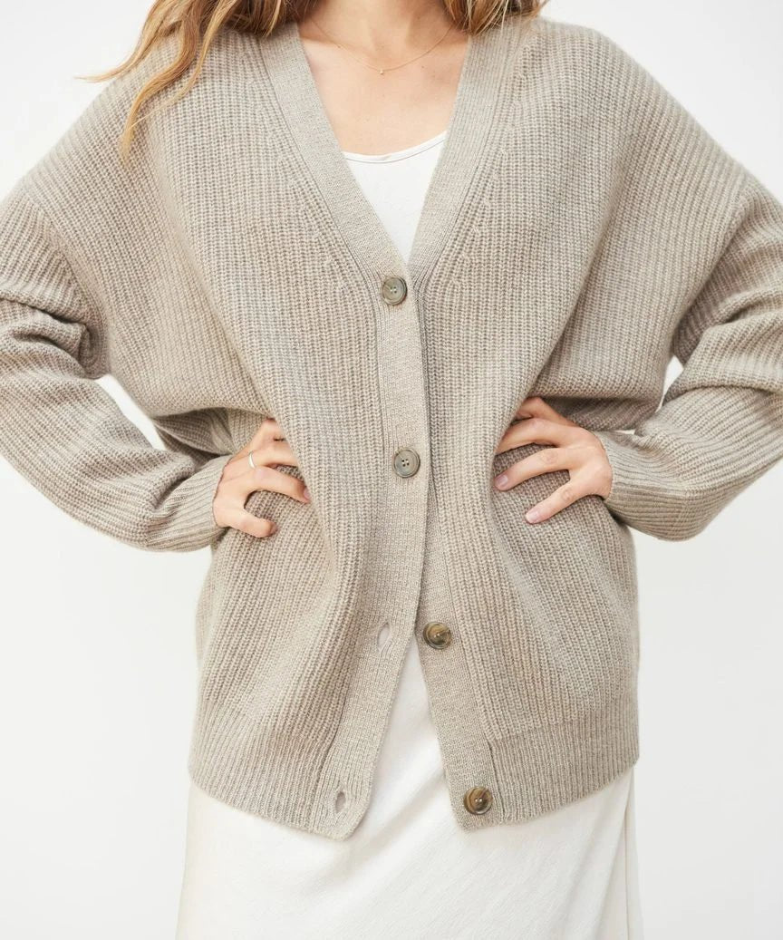 Pamela | Strickjacke mit V-Ausschnitt