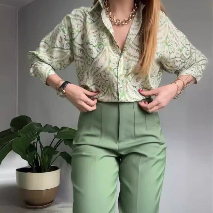 Almira 2-teiliges Set aus bedrucktem Hemd und Hose für Damen mit Knöpfen
