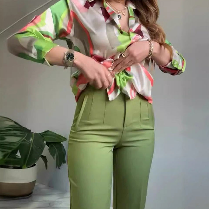 Almira 2-teiliges Set aus bedrucktem Hemd und Hose für Damen mit Knöpfen